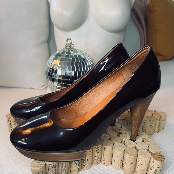 BACI Patent Leather Stiletto Heels Platform STYLE:LUCKY Maroon 9M Preowned - Picture 6 of 10